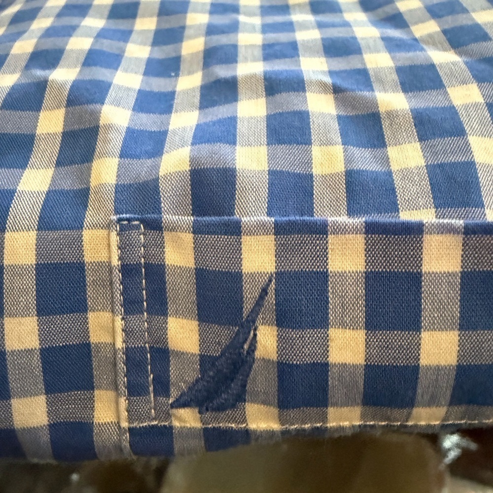 Nautica Blue And White Gingham Button Down Long Sleeve Shirt Medium - Picture 2 of 2